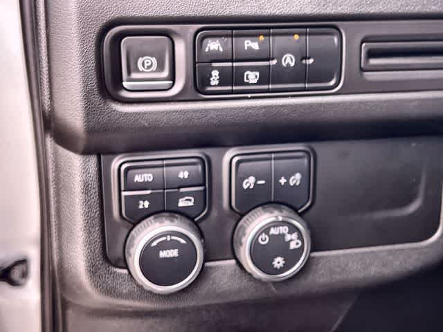 Thumbnail: 2023 Chevrolet Tahoe - 29