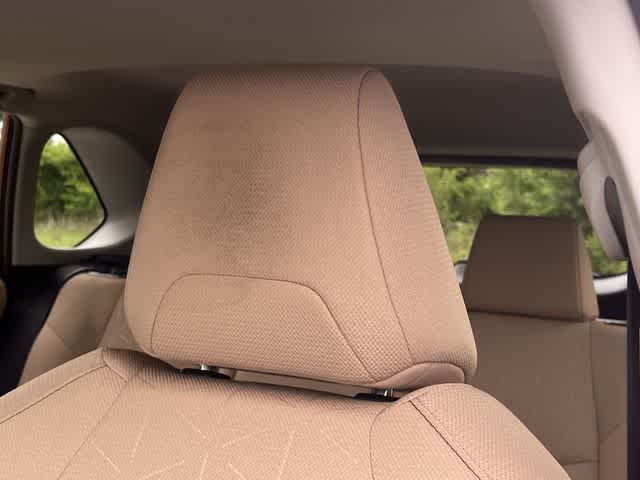 Thumbnail: 2024 Toyota RAV4 - 25