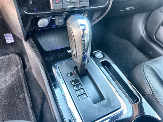 Thumbnail: 2010 Ford Escape - 16