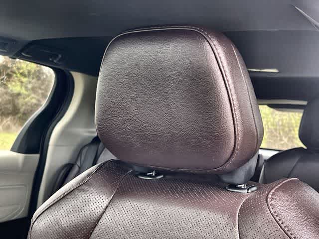 Thumbnail: 2024 Toyota Sienna - 25