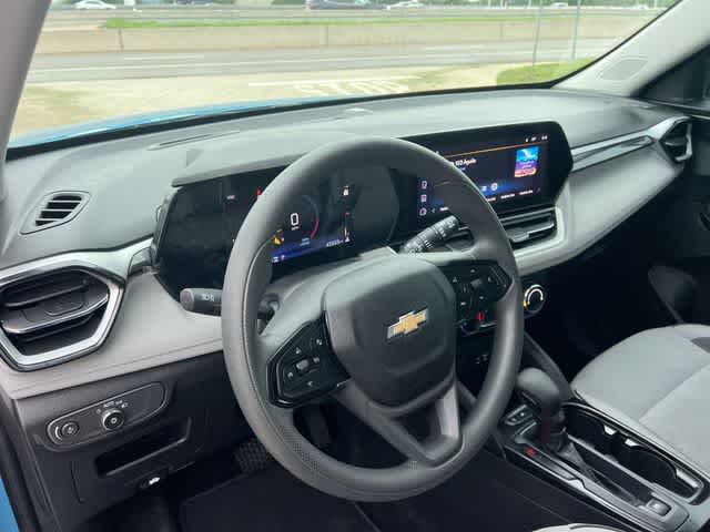 Thumbnail: 2025 Chevrolet TrailBlazer - 15