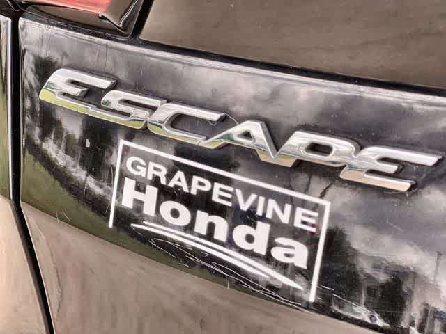 Thumbnail: 2019 Ford Escape - 8