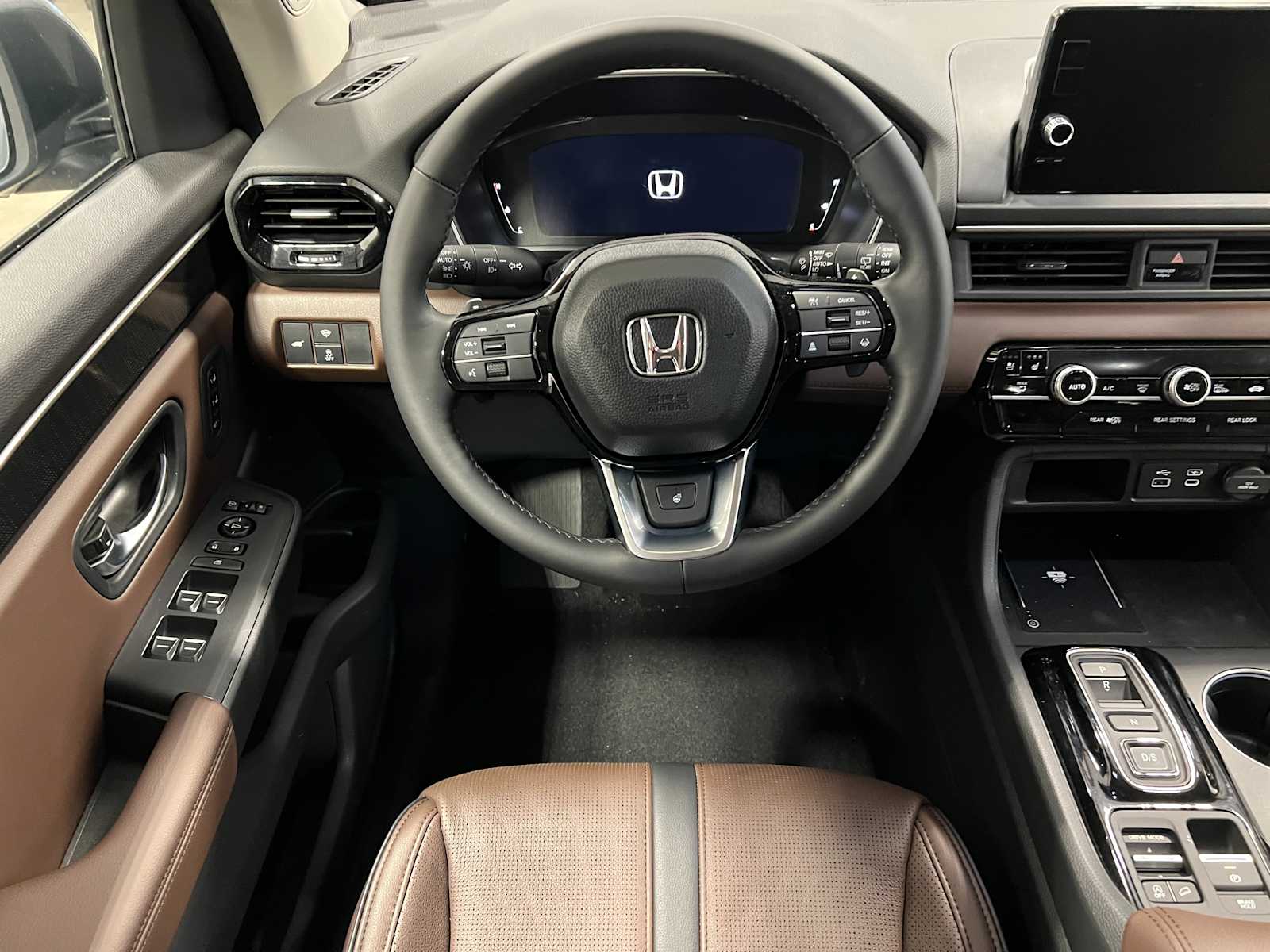 Thumbnail: 2025 Honda Pilot - 18
