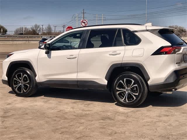 Thumbnail: 2021 Toyota RAV4 - 4