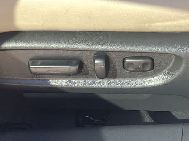 Thumbnail: 2016 Honda Accord - 31