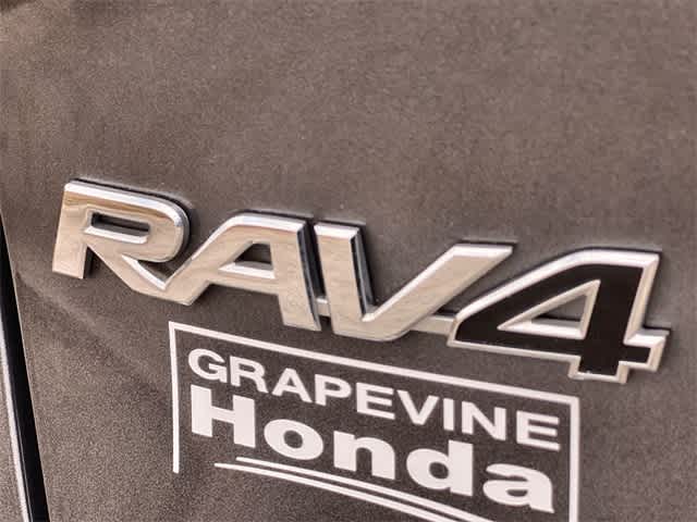 Thumbnail: 2023 Toyota RAV4 - 8