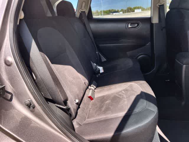 Thumbnail: 2015 Nissan Rogue - 14