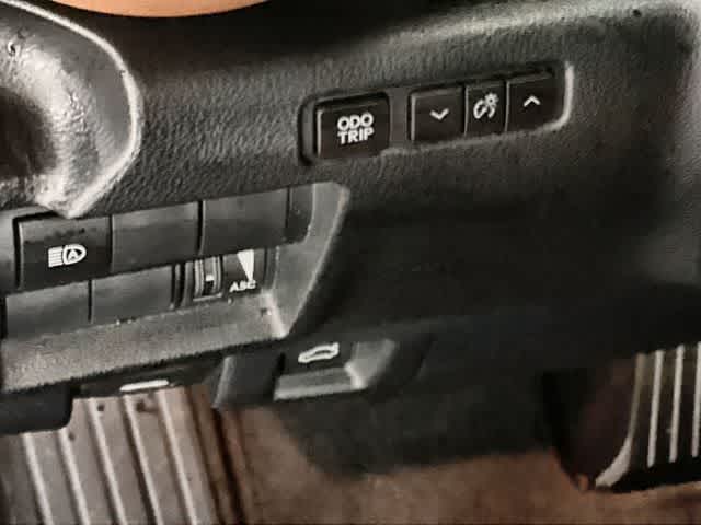 Thumbnail: 2025 Lexus IS - 29