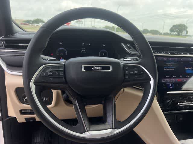 Thumbnail: 2024 Jeep Grand Cherokee - 17