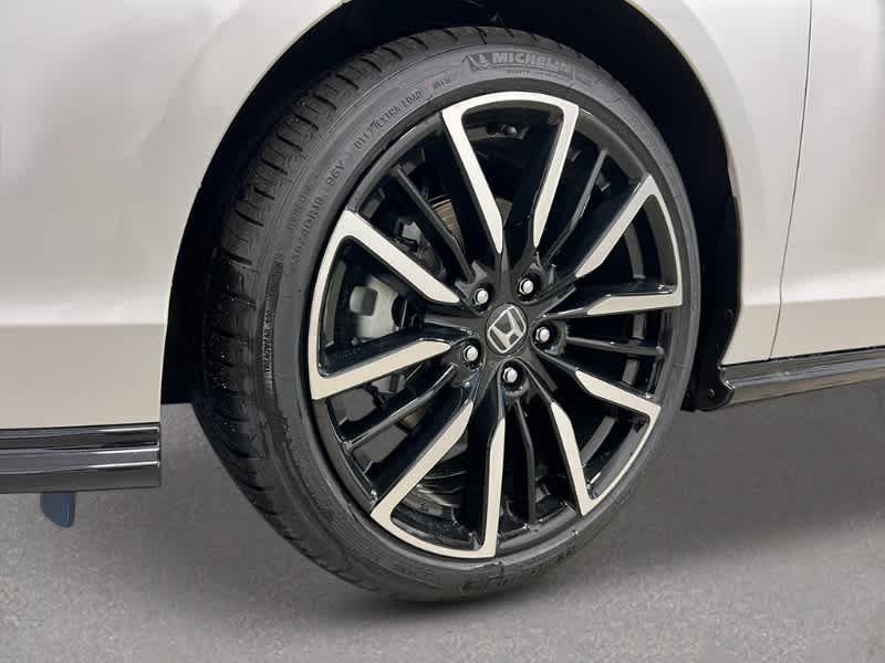 Thumbnail: 2025 Honda Accord - 11