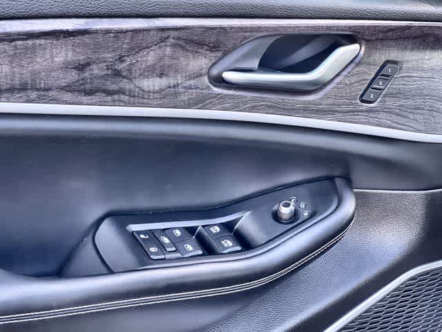 Thumbnail: 2023 Jeep Grand Cherokee - 30