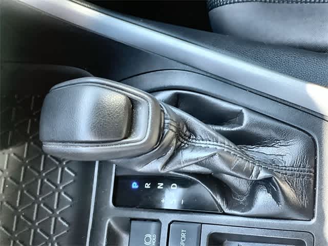 Thumbnail: 2021 Toyota RAV4 - 16