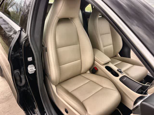 Thumbnail: 2014 Mercedes-Benz CLA - 12