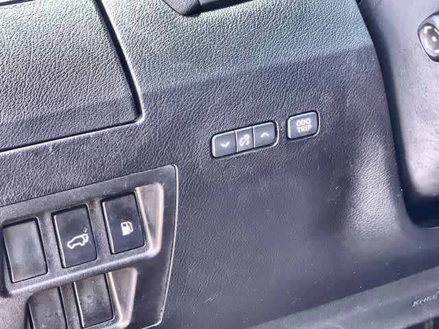 Thumbnail: 2011 Lexus RX - 29