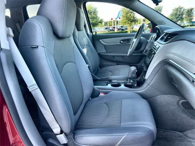 Thumbnail: 2014 Chevrolet Traverse - 12