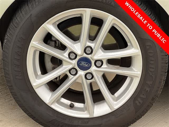 Thumbnail: 2016 Ford Focus - 9