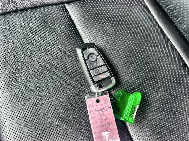 Thumbnail: 2020 Ford Explorer - 21