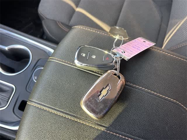 Thumbnail: 2019 Chevrolet Traverse - 21