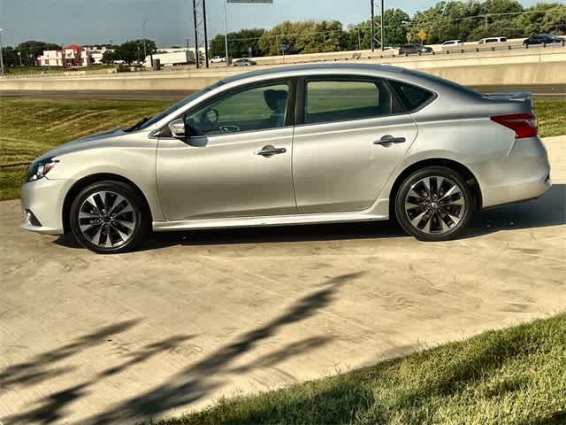 Thumbnail: 2016 Nissan Sentra - 4
