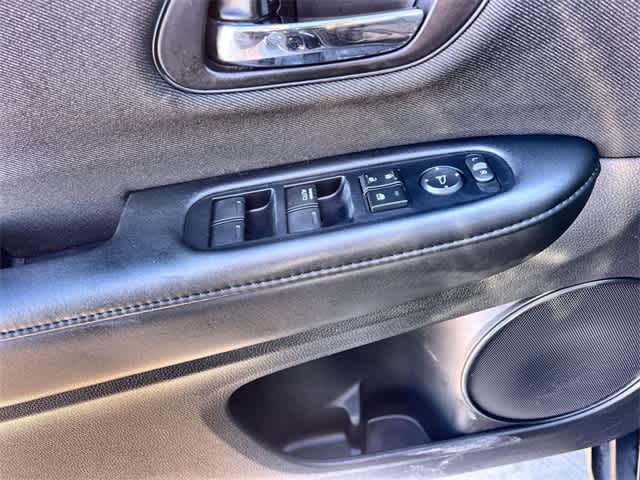 Thumbnail: 2019 Honda HR-V - 29