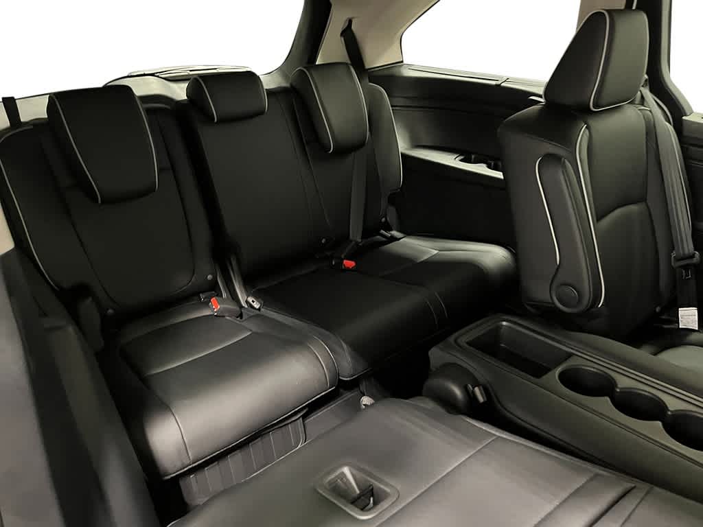 Thumbnail: 2026 Honda Odyssey - 26