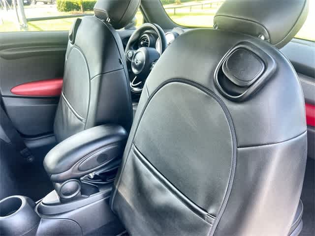 Thumbnail: 2015 MINI Cooper Hardtop - 13