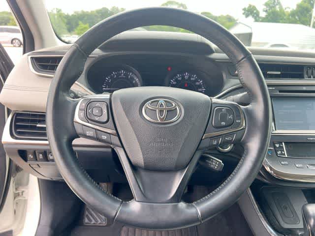 Thumbnail: 2017 Toyota Avalon - 17