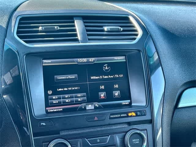 Thumbnail: 2016 Ford Explorer - 18