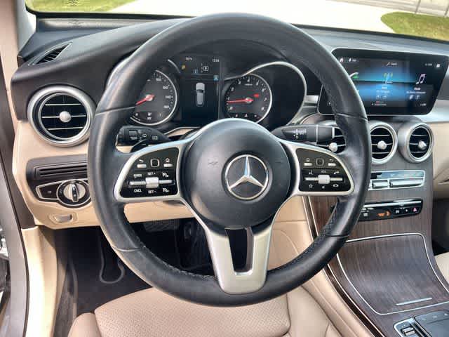 Thumbnail: 2022 Mercedes-Benz GLC - 17