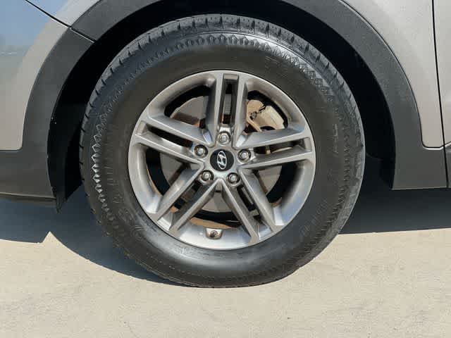Thumbnail: 2018 Hyundai Santa Fe - 9