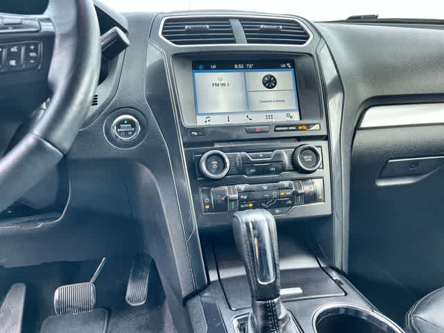 Thumbnail: 2017 Ford Explorer - 18