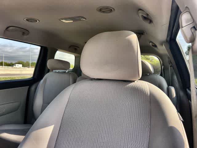 Thumbnail: 2020 Kia Sedona - 25