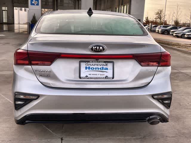 Thumbnail: 2021 Kia Forte - 6