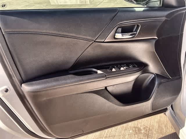 Thumbnail: 2016 Honda Accord - 29