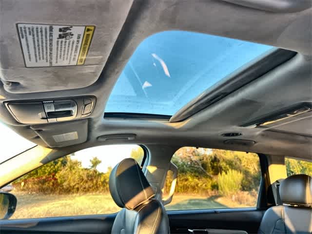 Thumbnail: 2022 Kia Telluride - 32