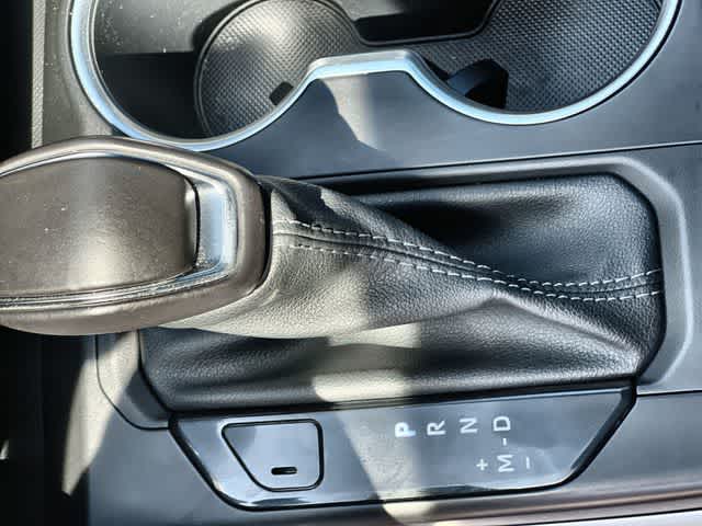 Thumbnail: 2023 Toyota Highlander - 16