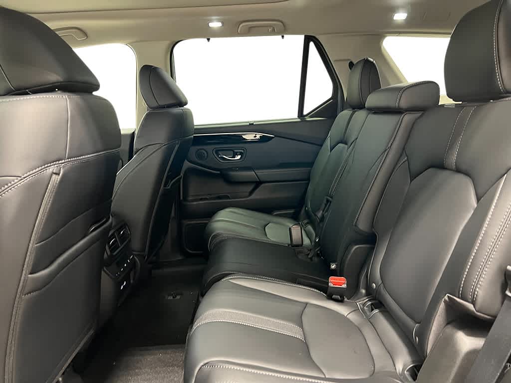 Thumbnail: 2025 Honda Pilot - 32