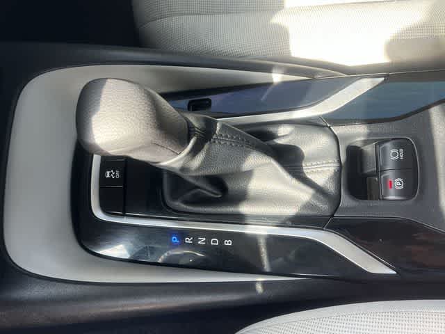 Thumbnail: 2021 Toyota Corolla - 16