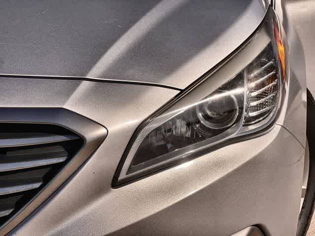 Thumbnail: 2015 Hyundai Sonata - 24