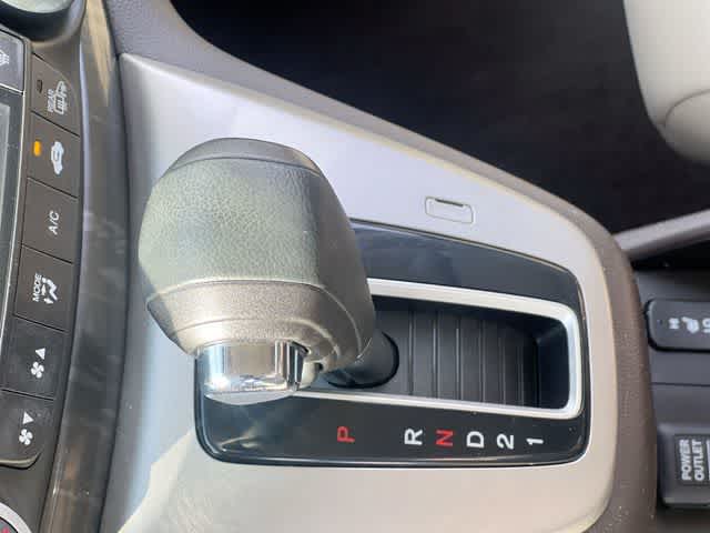Thumbnail: 2012 Honda CR-V - 16