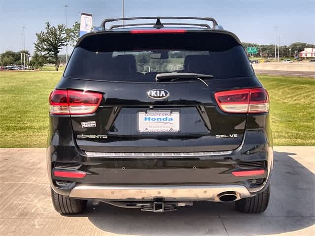 Thumbnail: 2017 Kia Sorento - 6