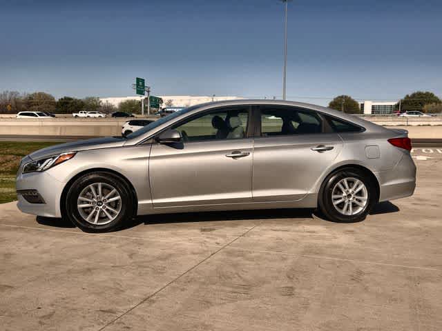 Thumbnail: 2015 Hyundai Sonata - 4