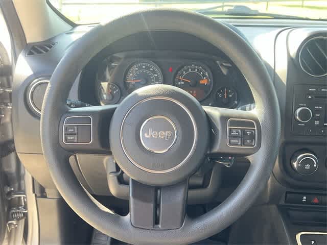 Thumbnail: 2015 Jeep Patriot - 17