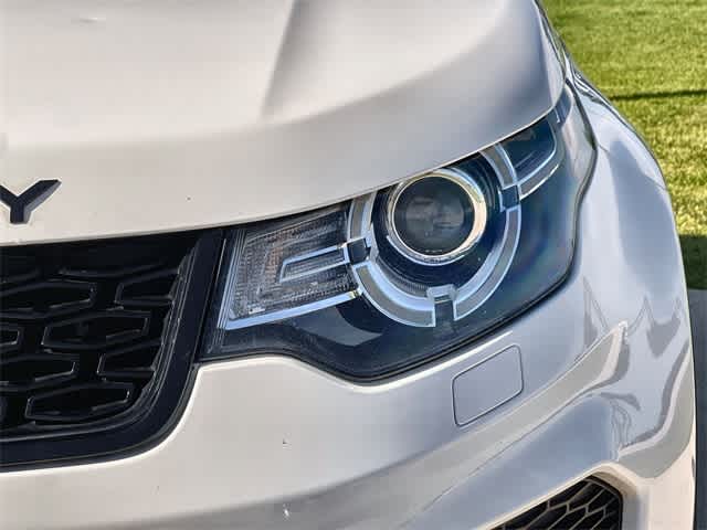 Thumbnail: 2018 Land Rover Discovery Sport - 24