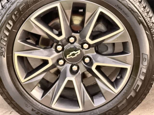 Thumbnail: 2014 Chevrolet Suburban - 9