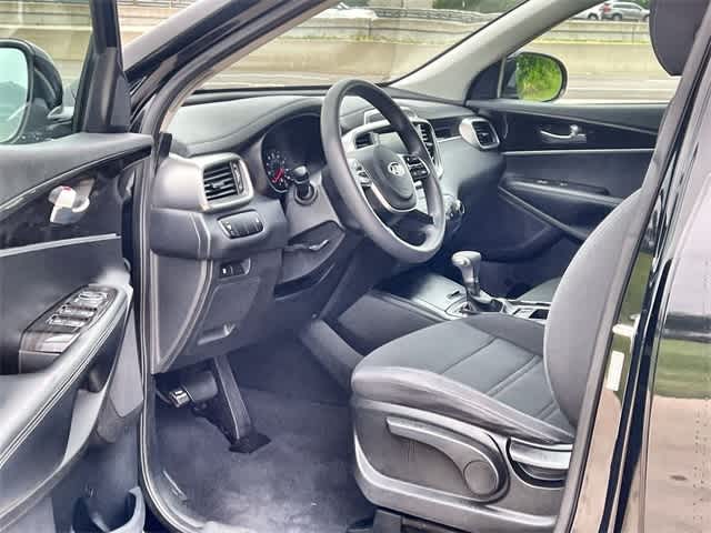 2020 Kia Sorento LX 3