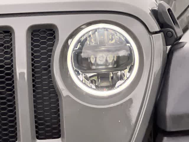 Thumbnail: 2023 Jeep Wrangler - 24