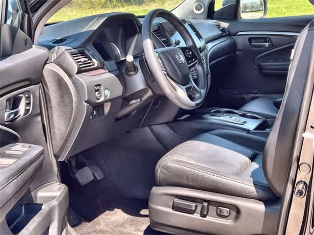 2022 Honda Pilot Special Edition photo 3