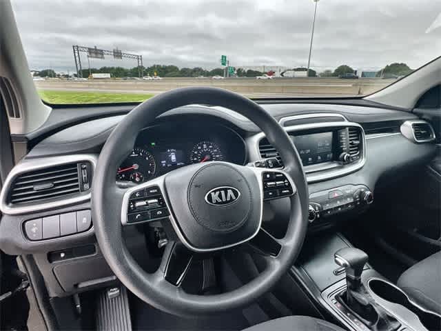 2020 Kia Sorento LX 15