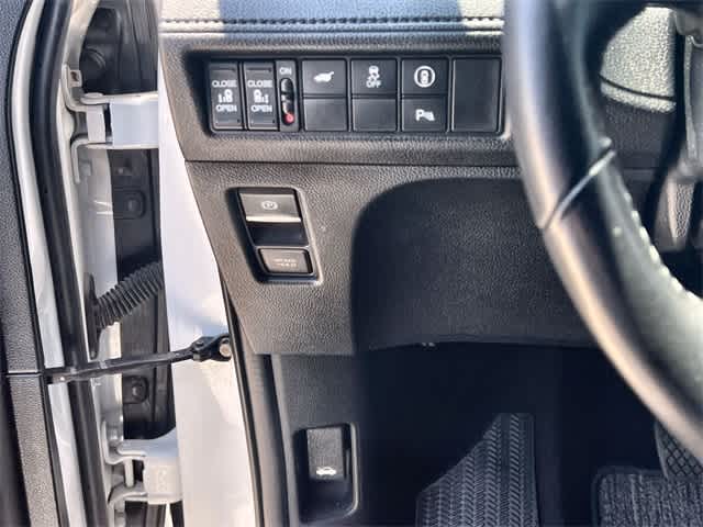 Thumbnail: 2024 Honda Odyssey - 29